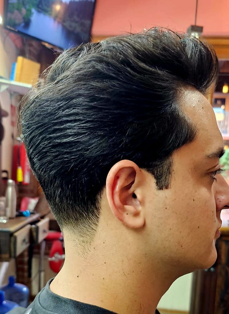 Corte de Cabello Caballero